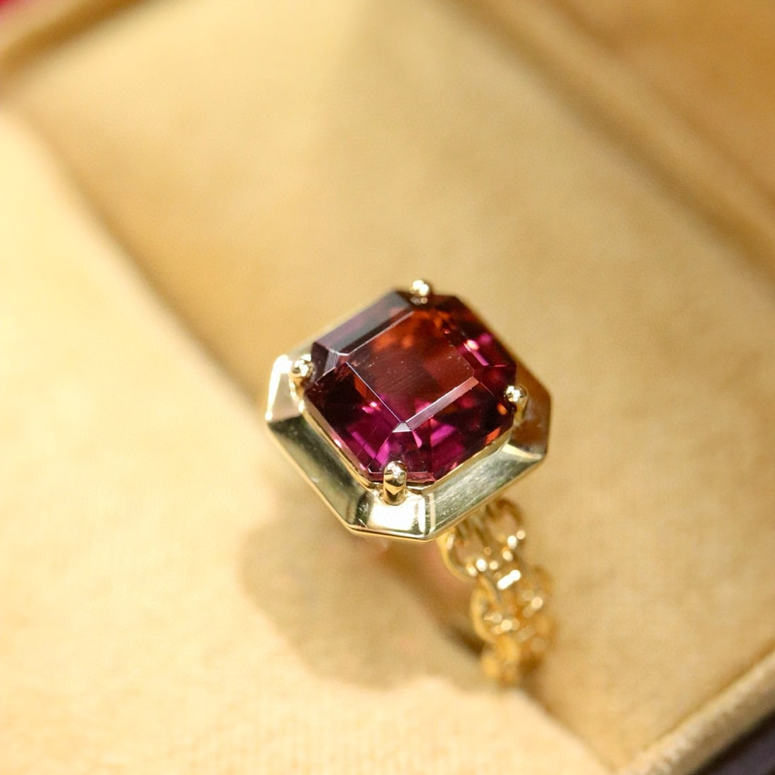 14k Gold 2.84 Ct Natural Tourmaline Ring - 4