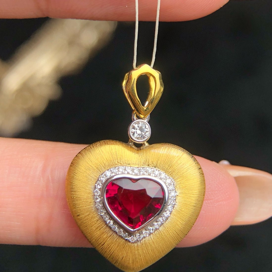 14k Gold 1.21 Ct Natural Tourmaline & Diamond Pendant( Without Chain ): Ref:230998098 // gold content:14k gold // main gemstone:tourmaline // shape:heart // carat weight:1. 21ct // color:red // treatment:natural // // adjacent gemstone 2 : diamond // number of stones:33 /