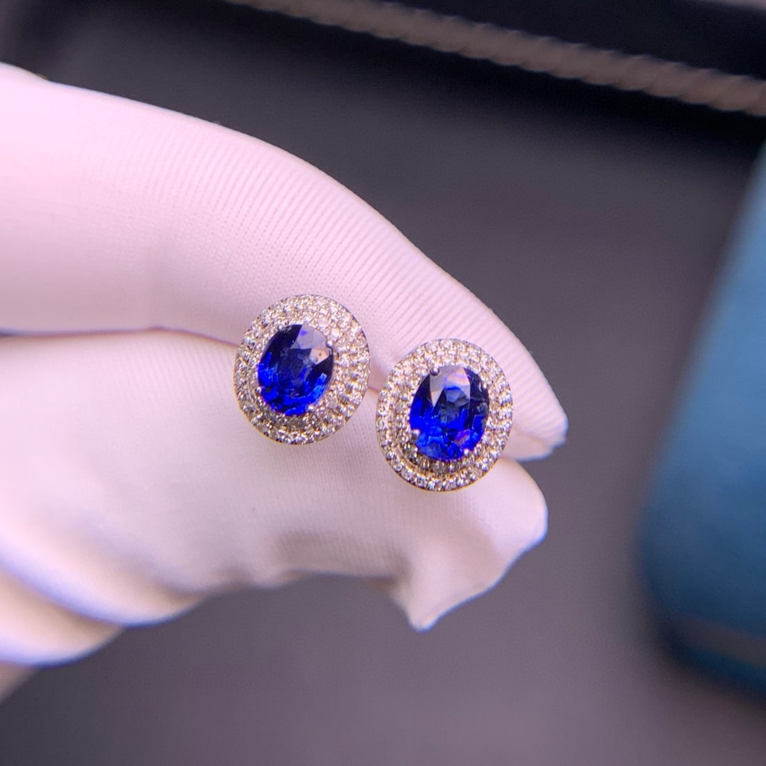 14k Gold 1.21 Ct Natural Sapphire & Diamond Earrings - 3
