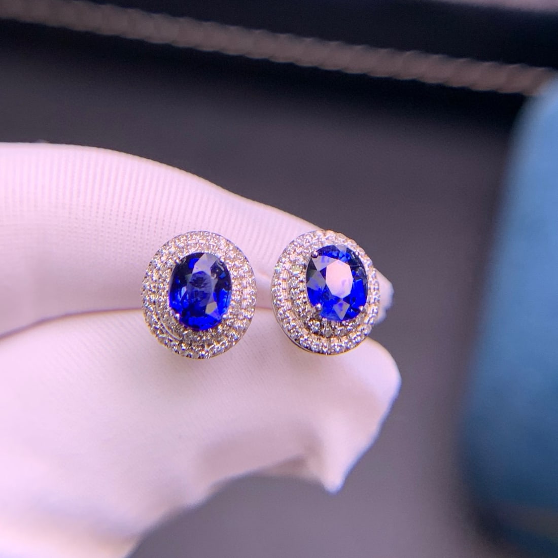 14k Gold 1.21 Ct Natural Sapphire & Diamond Earrings - 4