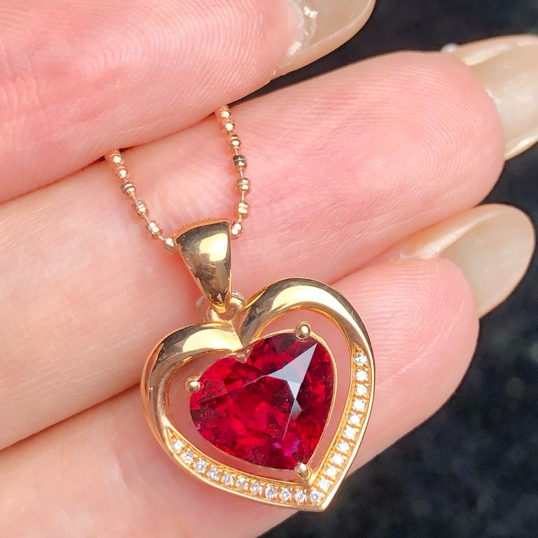 14k Gold 3.40 Ct Natural Tourmaline & Diamond Pendant( Without Chain ): Ref:230998108 // gold content:14k gold // main gemstone:tourmaline // shape:heart // carat weight:3. 40ct // color:red // treatment:natural // // adjacent gemstone 2 : diamond // number of stones:20 /