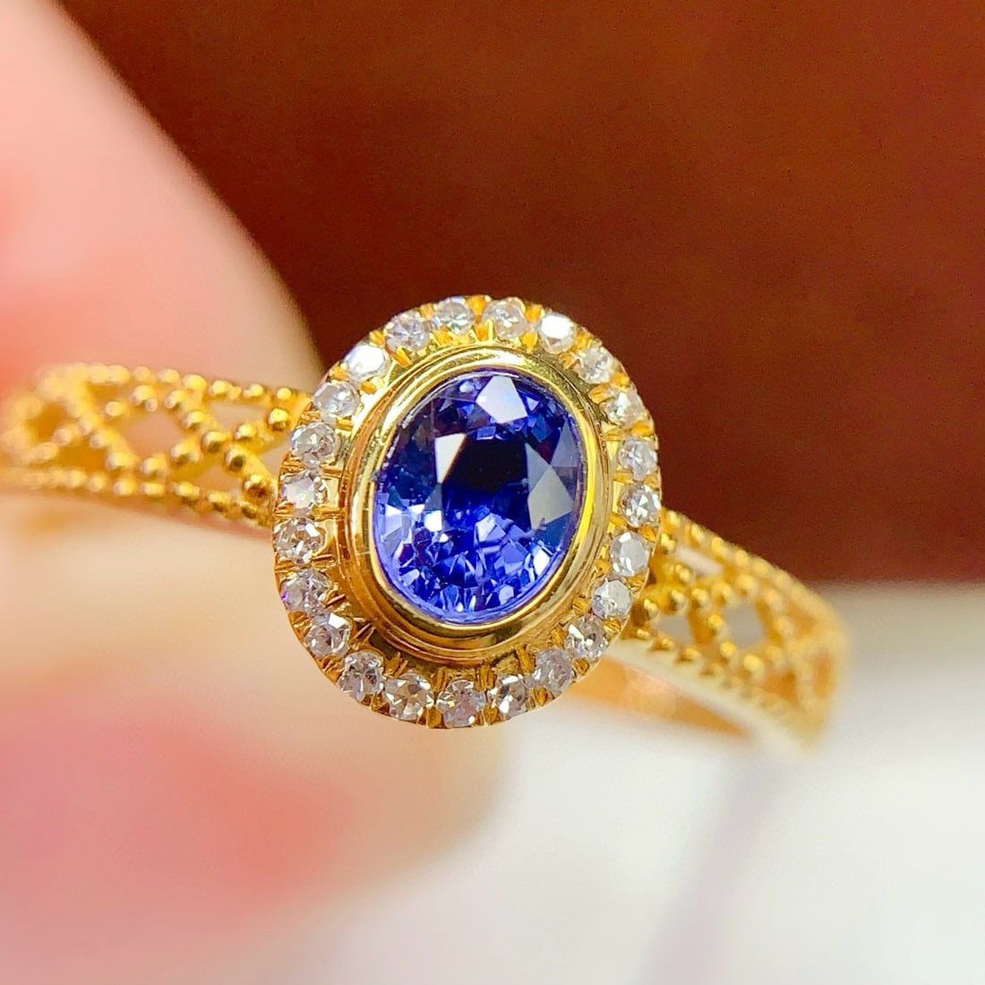 14k Gold 0.6 Ct Natural Sapphire & Diamond Ring - 4
