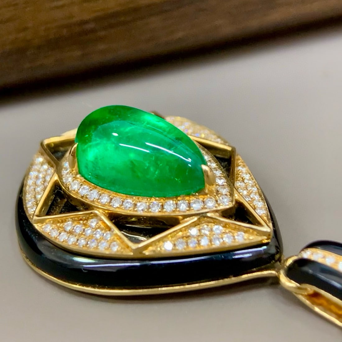 14k Gold 4.49 Ctw Vivid Green Natural Emerald & Diamond Pendant( Without Chain ) - 2