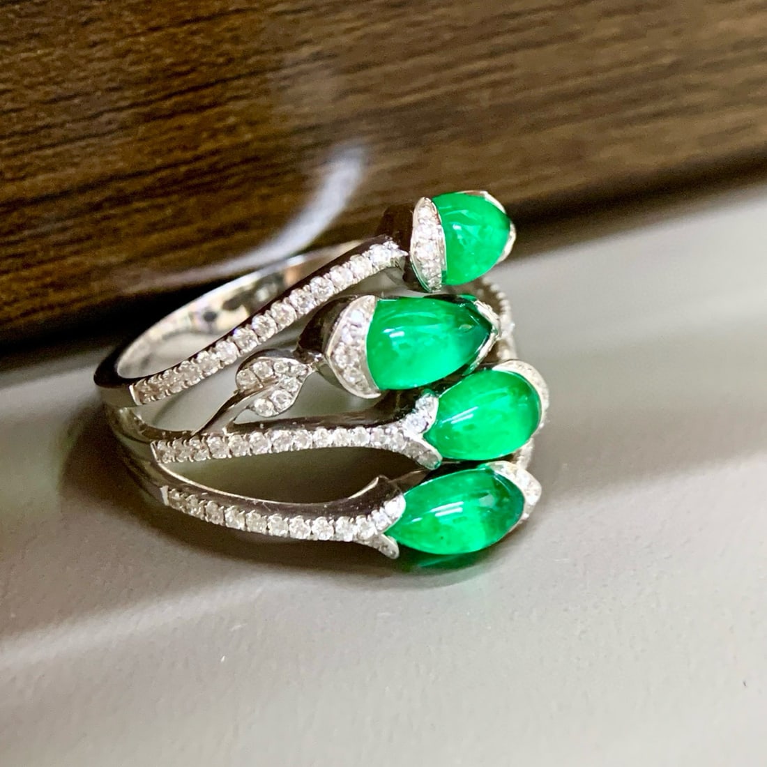 14k Gold 2.53 Ctw Vivid Green Natural Emerald & Diamond Ring - 5