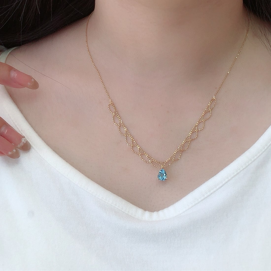 14k Gold 1.05 Ct Natural Aquamarine Necklace - 2