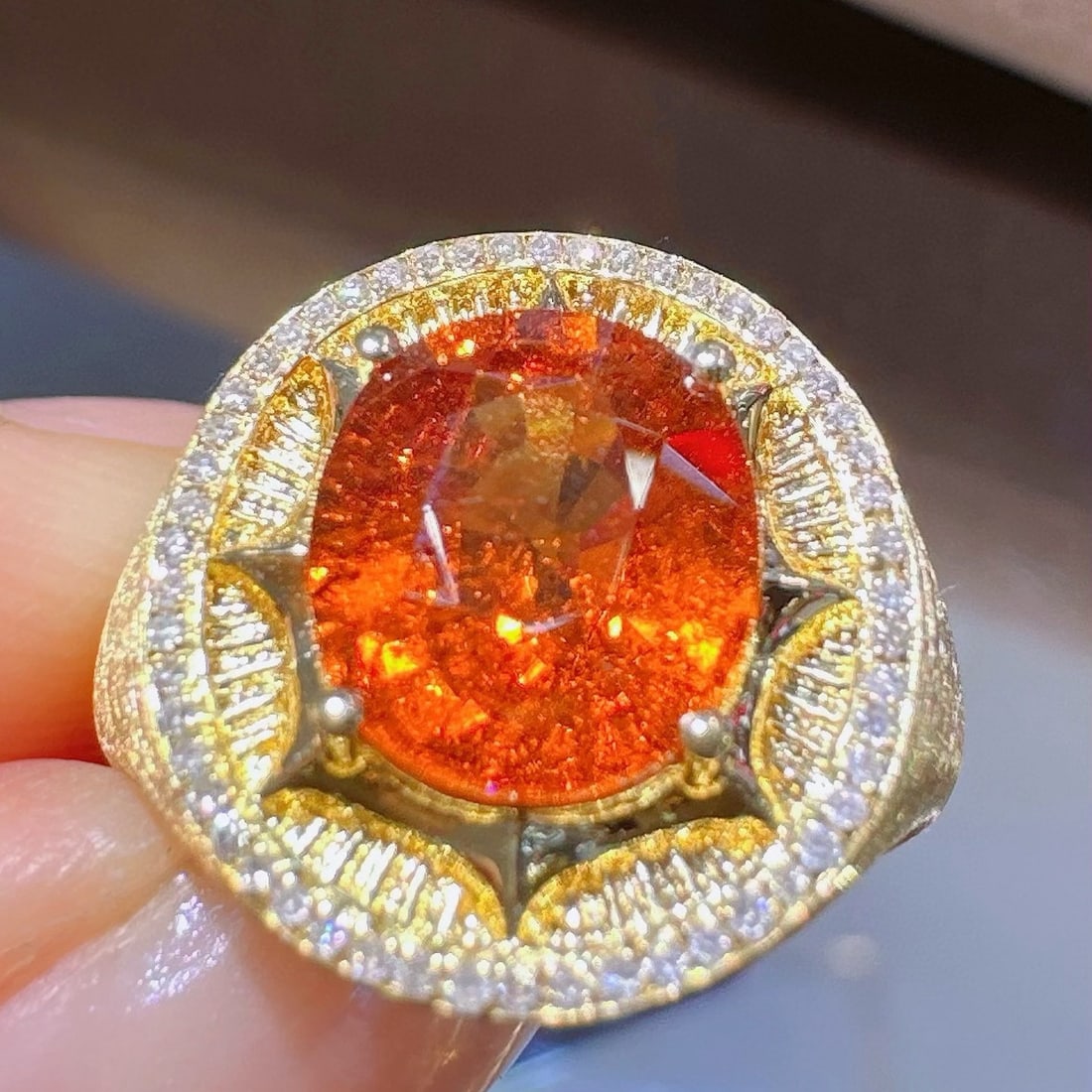 14k Gold 3.54 Ctw Natural Spessartine & Diamond Ring: Ref:230998135 // gold content:14k gold // ring size:7. 25us // // main gemstone:spessartine // shape:oval // carat weight:3. 38ct // color:orange // treatment:natural // // adjacent gemstone 2 : diamo
