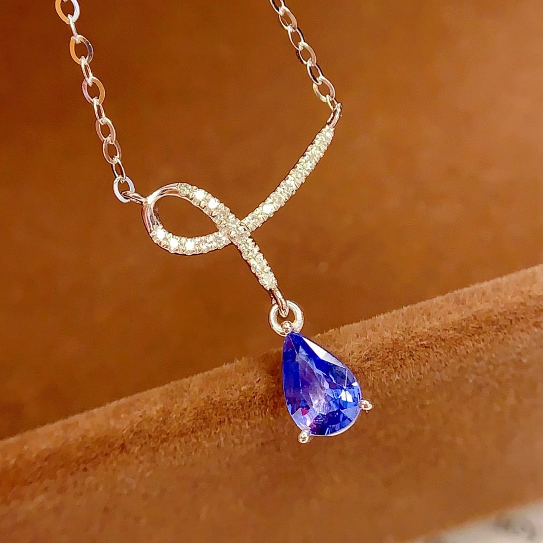 14k Gold 0.7 Ct Natural Sapphire & Diamond Necklace - 2