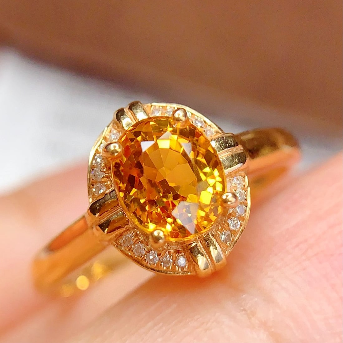 14k Gold 1.8 Ct Natural Sapphire & Diamond Ring: Ref:230998145 // gold content:14k gold // ring size:7. 25us // // main gemstone:sapphire // shape:oval // carat weight:1. 8ct // color:yellow // treatment:natural // // adjacent gemstone 2 : diamond