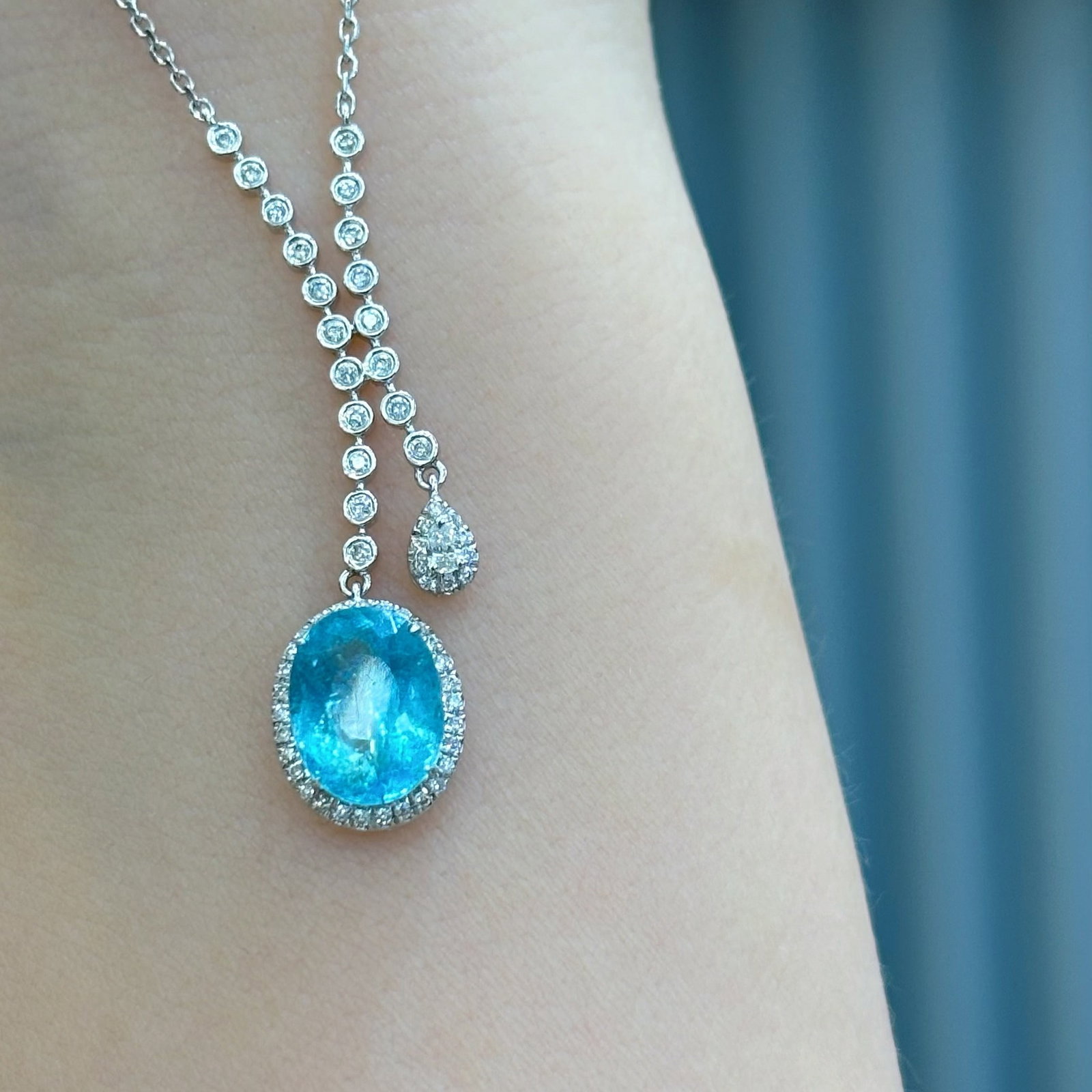 14k Gold 1.61 Ct Natural Paraiba Tourmaline & Diamond Necklace - 4