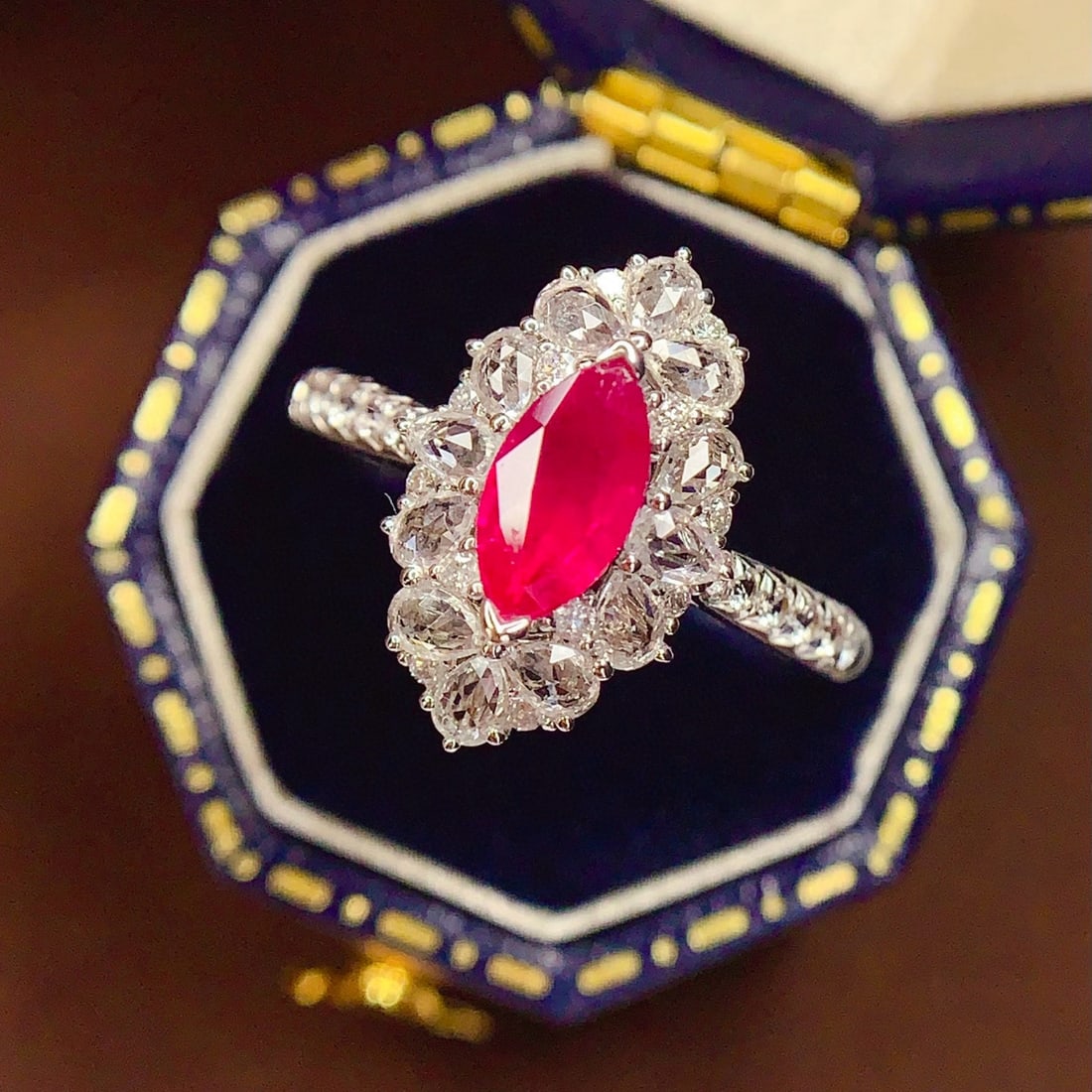 14k Gold 0.85 Ct Natural Ruby & Diamond & Sapphire Ring - 3