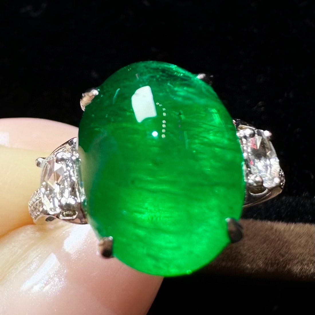14k Gold 6.04 Ctw Vivid Green Natural Emerald & Diamond Ring - 3