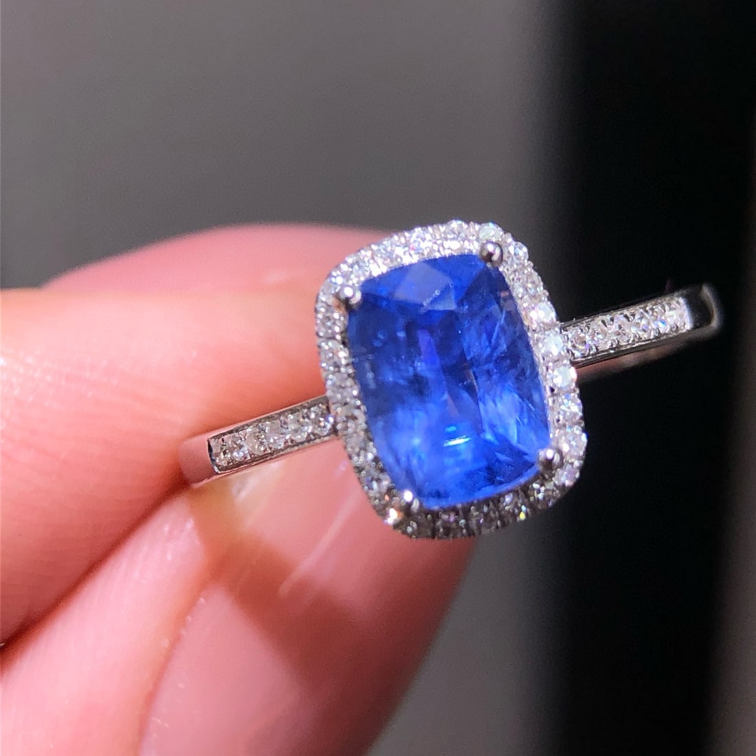 14k Gold 1.75 Ctw Natural Sapphire & Diamond Ring - 4