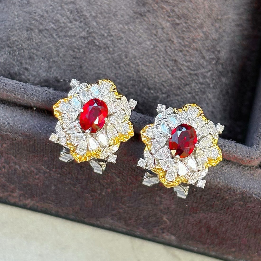 14k Gold 1.77 Ctw Natural Ruby & Diamond Earrings - 8