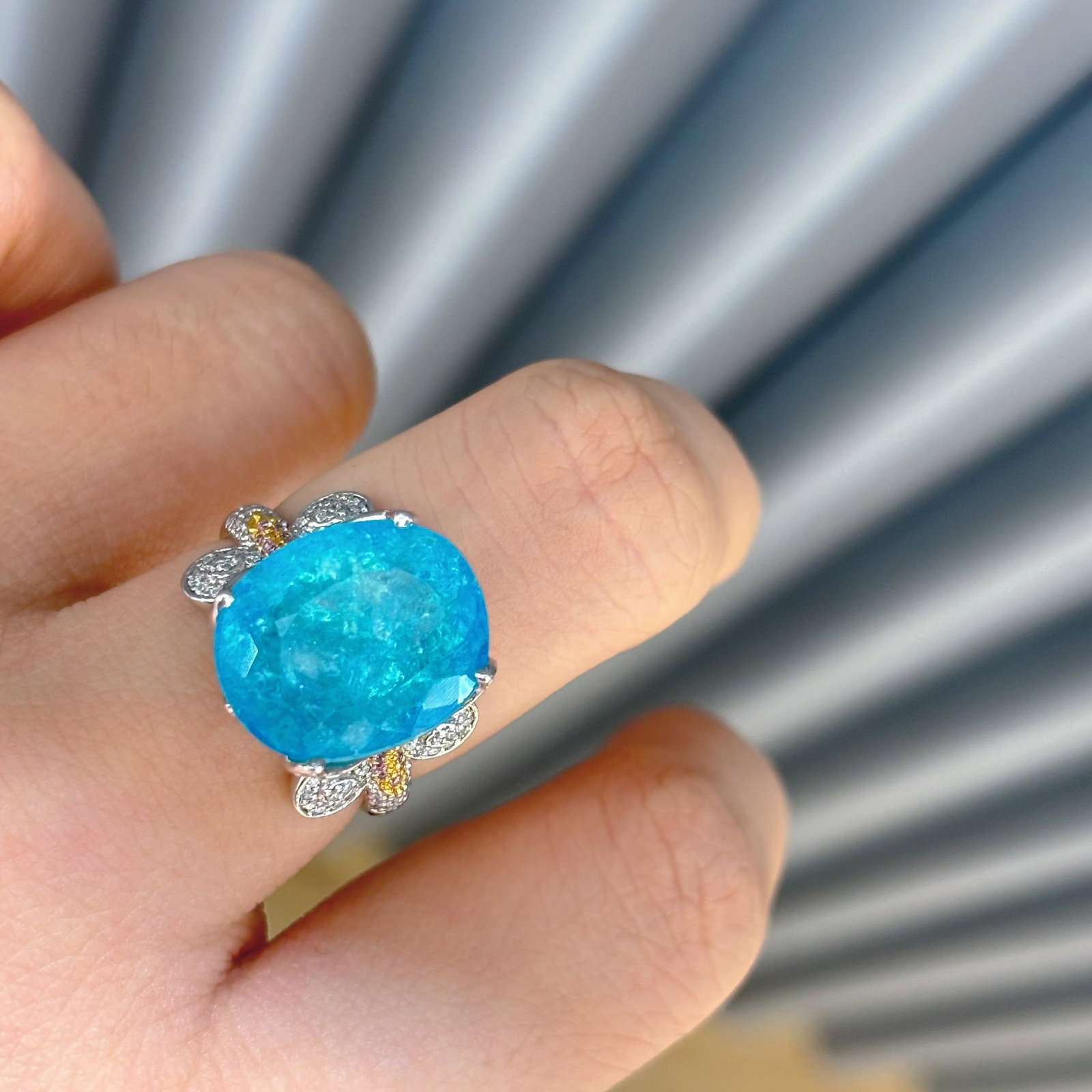 14k Gold 9.9 Ct Natural Paraiba Tourmaline & Diamond Ring - 2