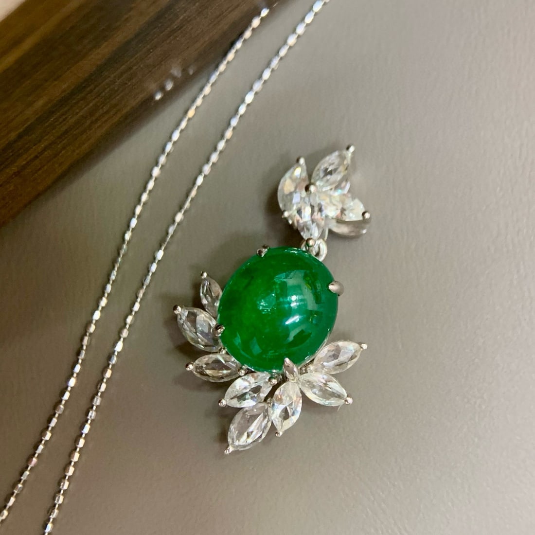 14k Gold 7.11 Ctw Vivid Green Natural Emerald & Sapphire Pendant( Without Chain ) - 6