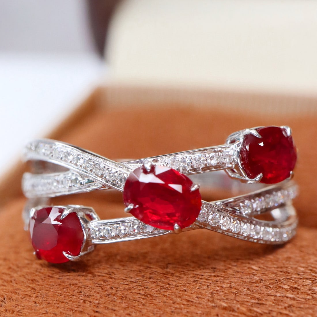 14k Gold 1.32 Ctw Natural Ruby & Diamond Ring: Ref:230998229 // gold content:14k gold // ring size:7. 25us // // main gemstone:ruby // shape:oval // carat weight:1. 10ct // color:pigeonblood red // treatment:natural // // adjacent gemstone 2 :