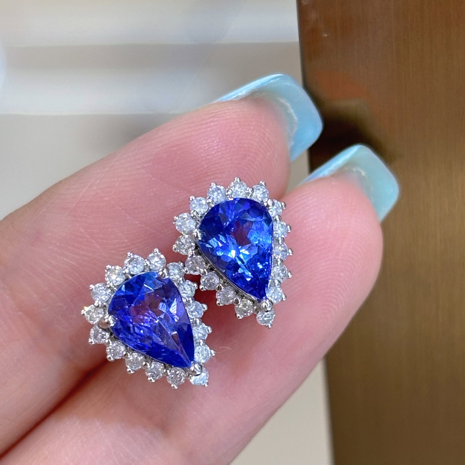 14k Gold 2 Ct Natural Tanzanite & Diamond Earrings (1 of 7)