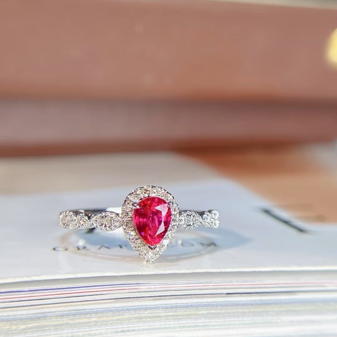14k Gold 0.69 Ctw Natural Ruby & Diamond Ring - 3