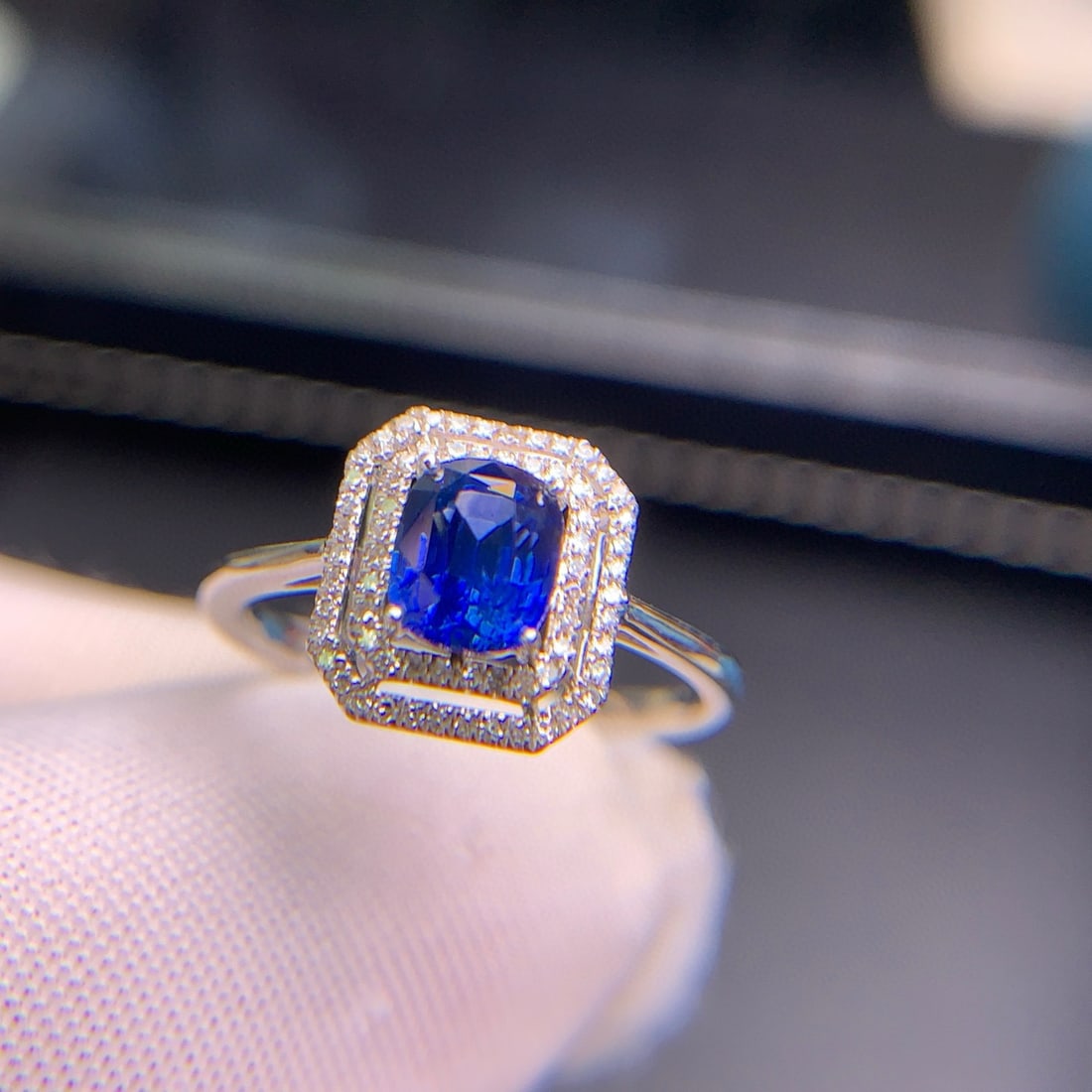14k Gold 1.09 Ct Natural Sapphire & Diamond Ring - 4