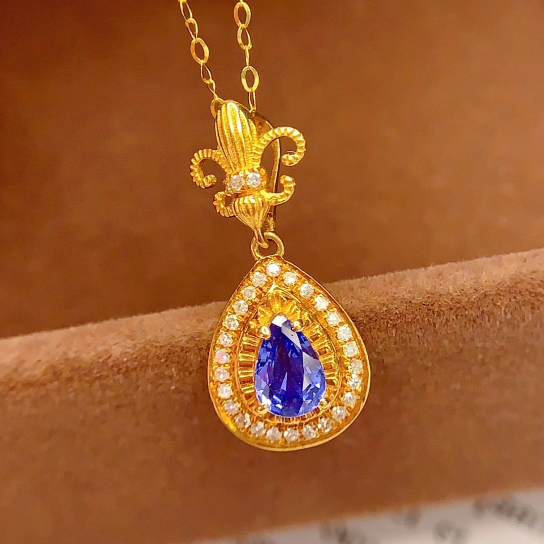 14k Gold 0.7 Ct Natural Sapphire & Diamond Necklace - 2