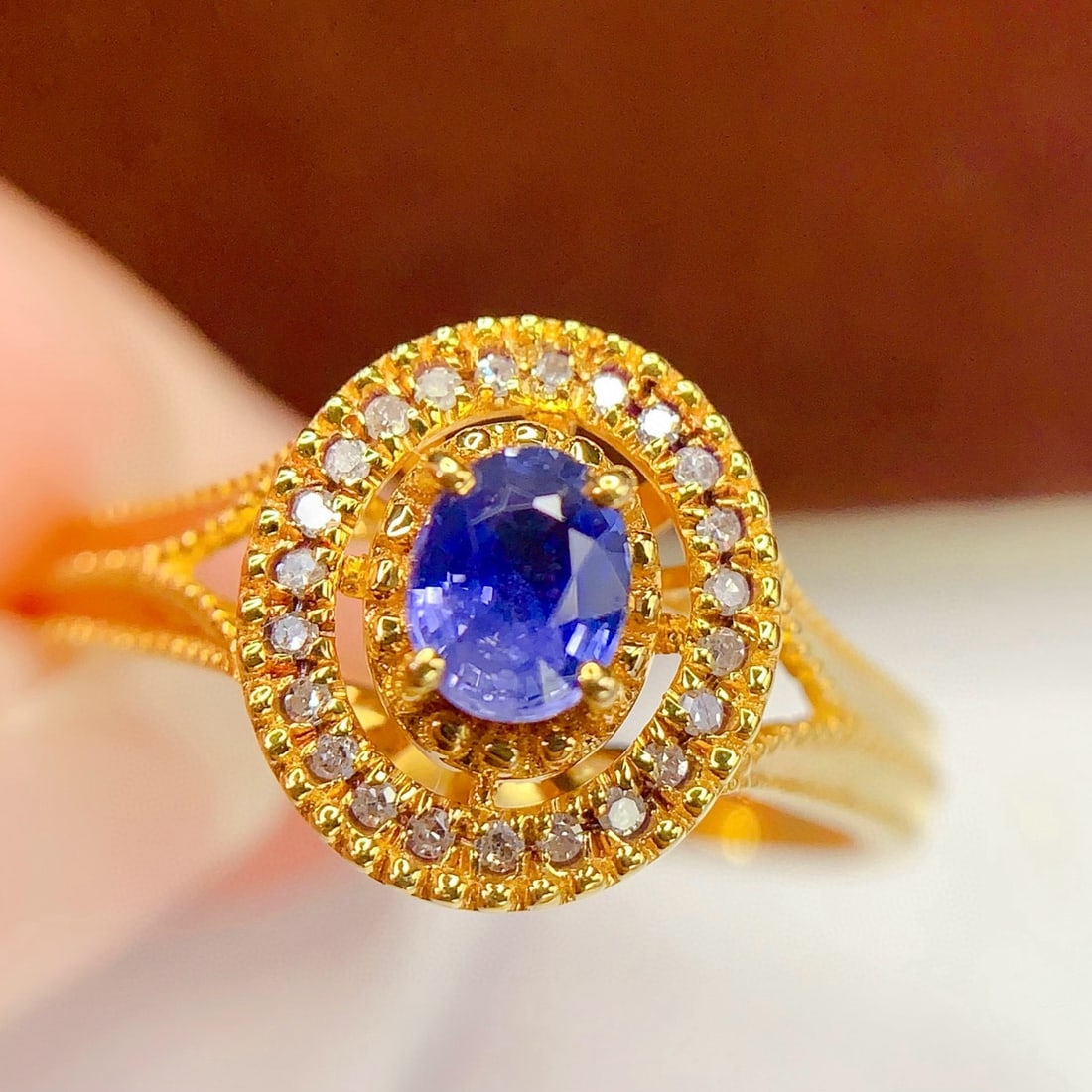14k Gold 0.4 Ct Natural Sapphire & Diamond Ring: Ref:230998247 // gold content:14k gold // ring size:7. 25us // // main gemstone:sapphire // shape:oval // carat weight:0. 4ct // color:blue // treatment:natural // // adjacent gemstone 2 : diamond //