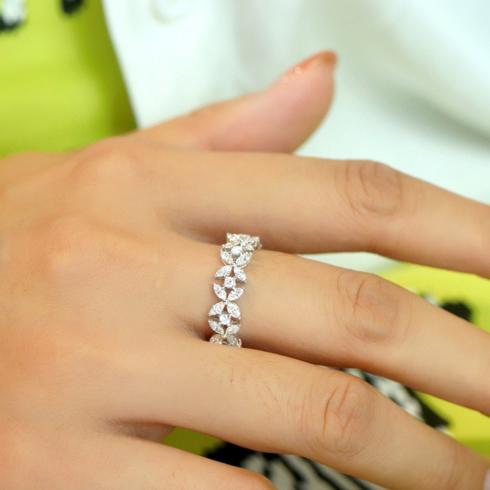14k Gold 2.1 Ct Natural H Diamond Ring - 6