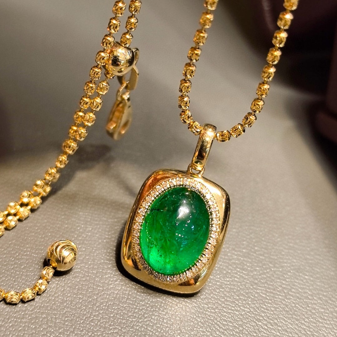 14k Gold 4.38 Ctw Vivid Green Natural Emerald & Diamond Pendant( Without Chain ) - 5