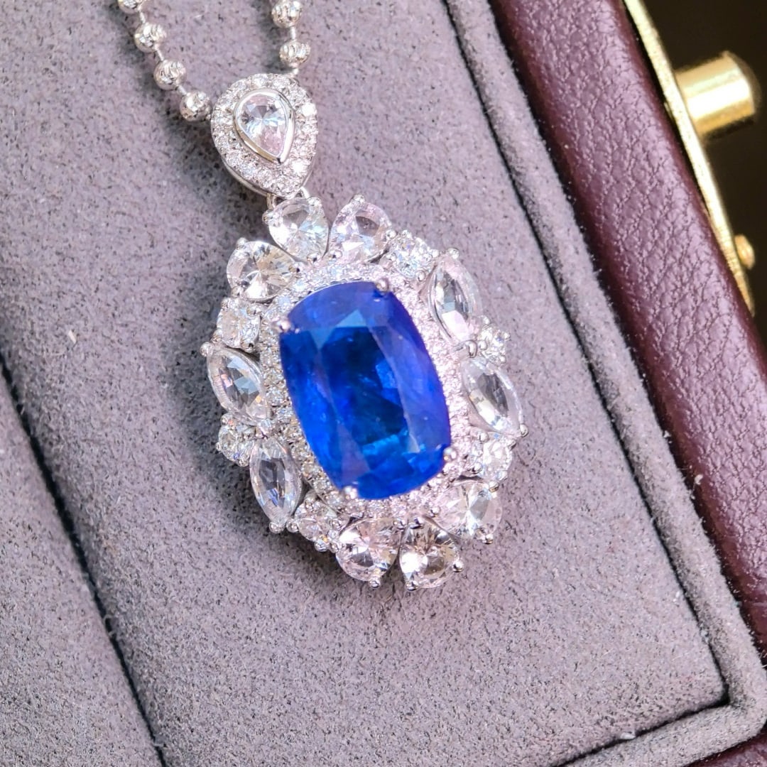 14k Gold 4.20 Ctw Natural Sapphire & Sapphire Pendant( Without Chain ) - 2