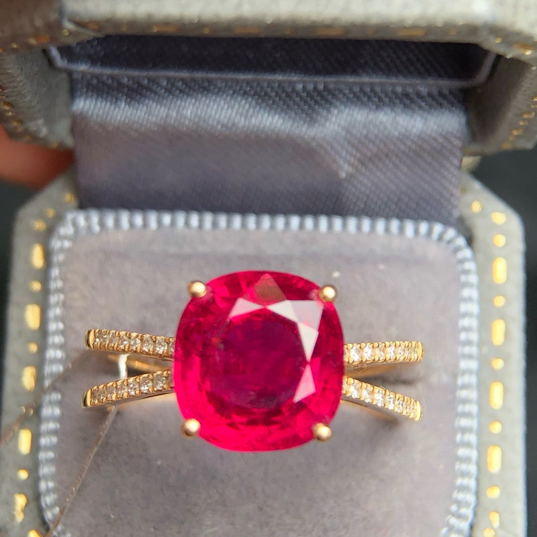 14k Gold 3.9 Ct Natural Tourmaline & Diamond Ring - 2