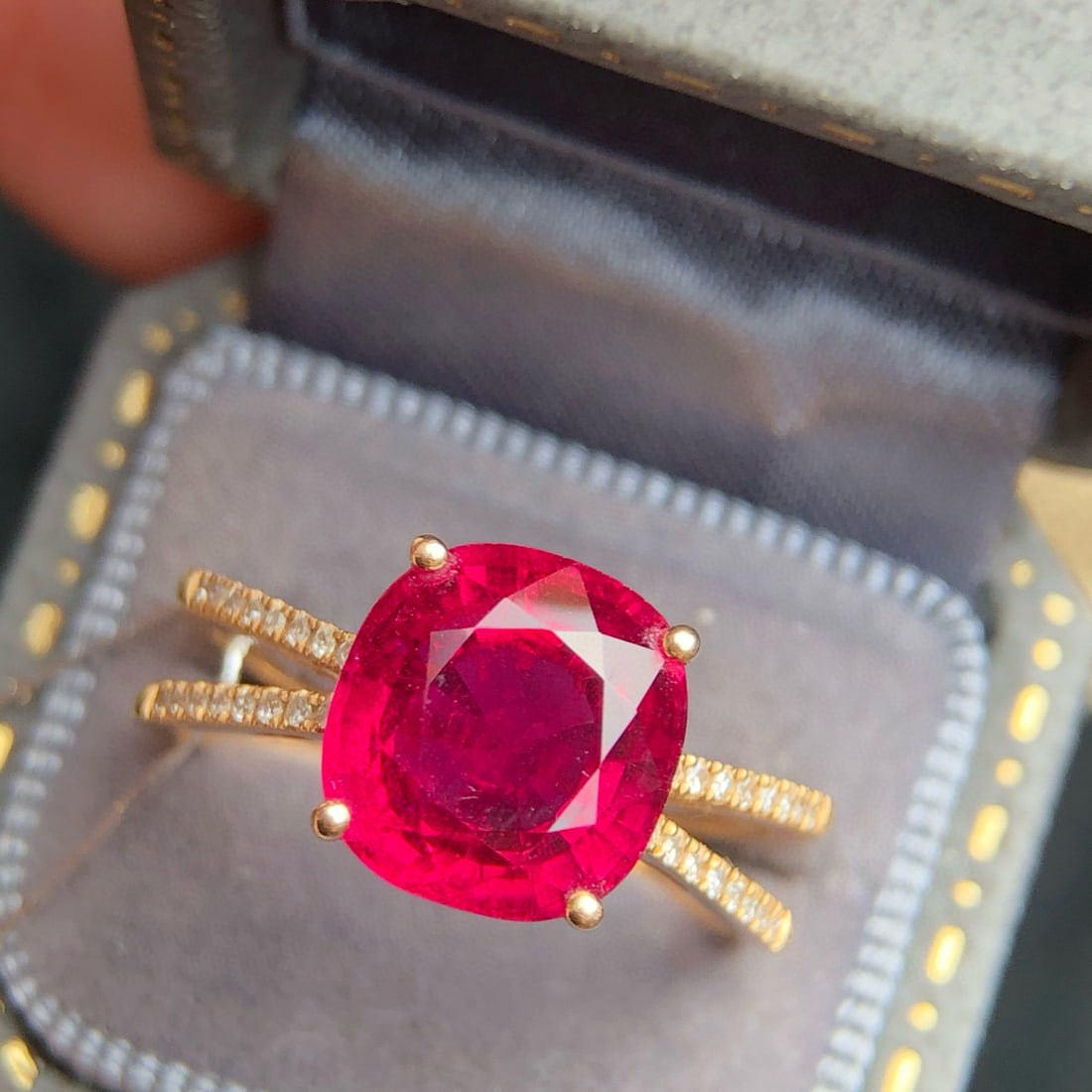 14k Gold 3.9 Ct Natural Tourmaline & Diamond Ring - 3