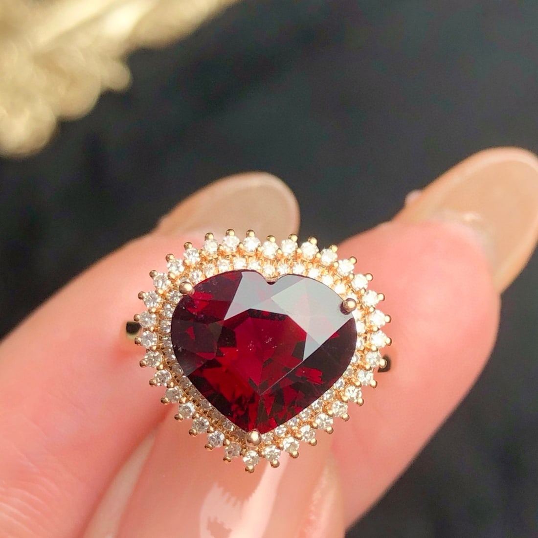 14k Gold 3.7 Ct Natural Tourmaline & Diamond Ring: Ref:230998288 // gold content:14k gold // ring size:7. 25us // // main gemstone:tourmaline // shape:heart // carat weight:3. 7ct // color:red // treatment:natural // // adjacent gemstone 2 : diamond