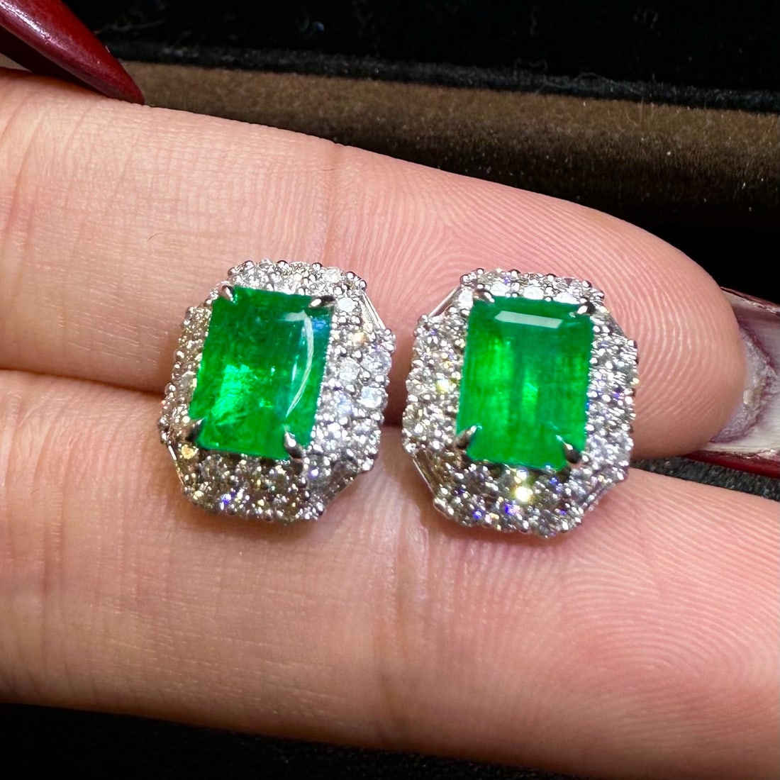 14k Gold 3.07 Ctw Vivid Green Natural Emerald & Diamond Earrings - 3