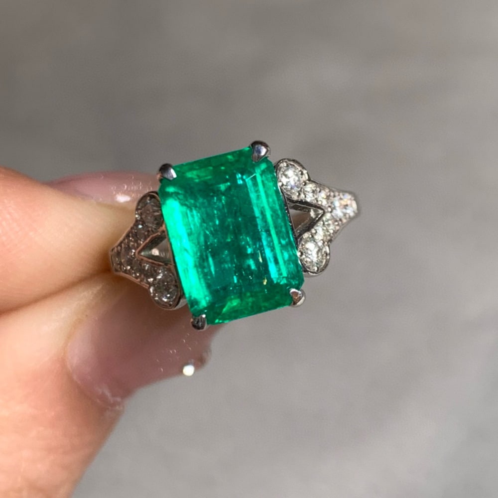 14k Gold 3.28 Ctw Vivid Green Natural Emerald & Diamond Ring - 3