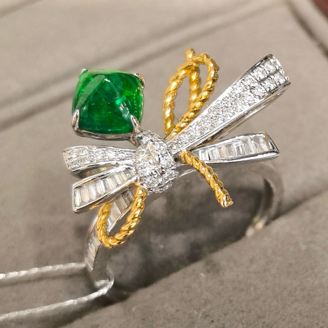14k Gold 1.75 Ctw Vivid Green Natural Emerald & Diamond Ring - 2