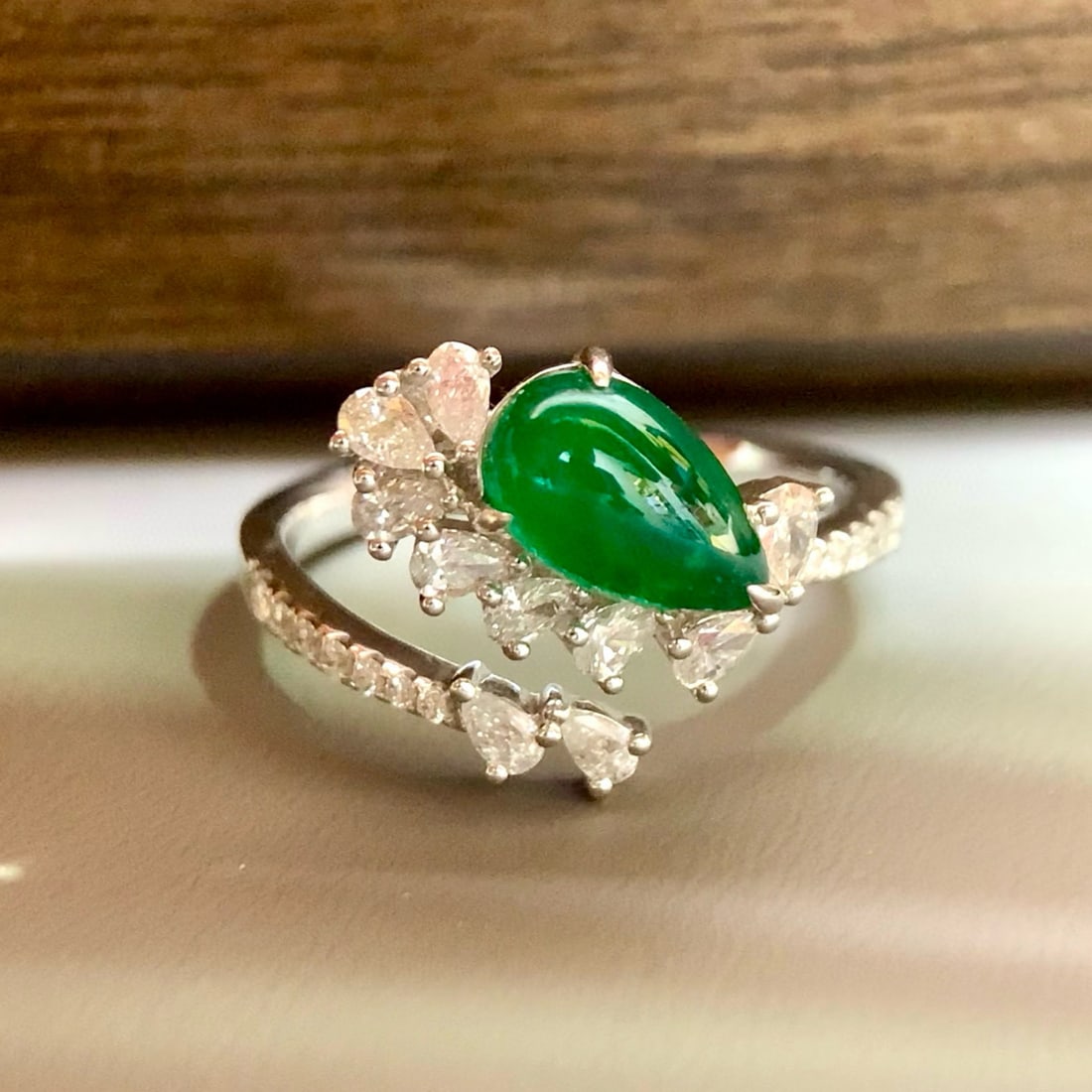 14k Gold 1.77 Ctw Vivid Green Natural Emerald & Diamond Ring - 3