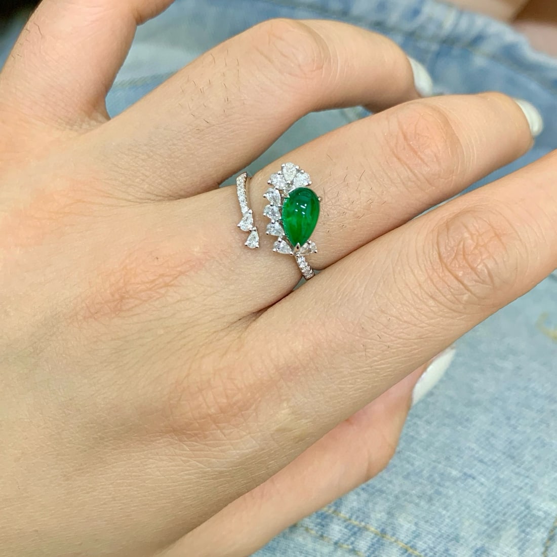 14k Gold 1.77 Ctw Vivid Green Natural Emerald & Diamond Ring - 5