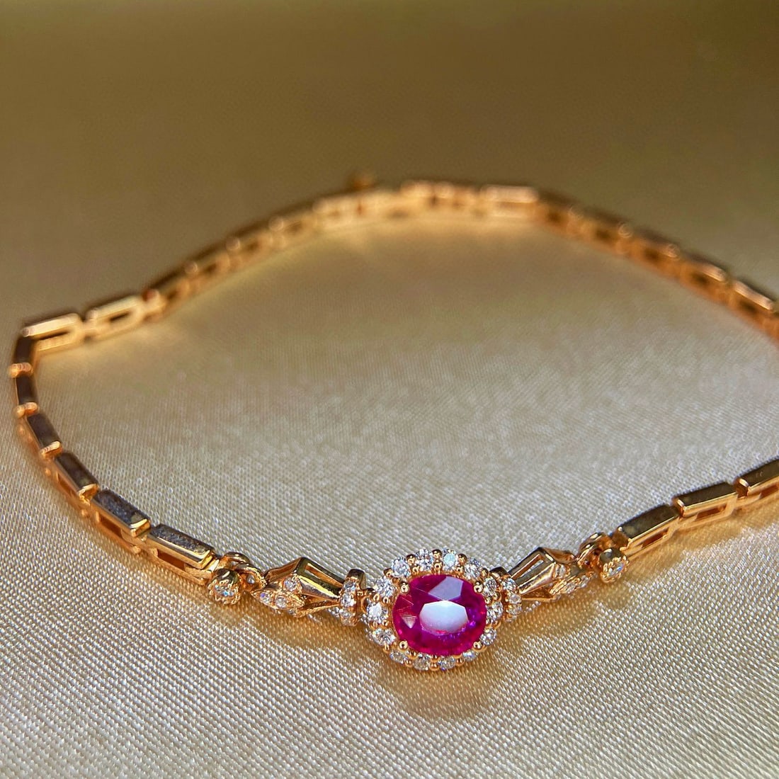 14k Gold 0.72 Ctw Natural Ruby & Diamond Bracelet - 4