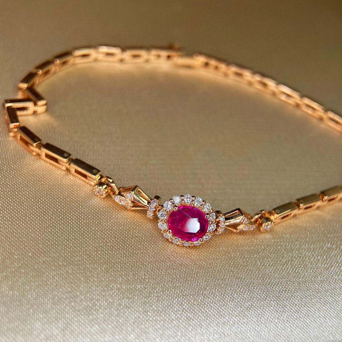 14k Gold 0.72 Ctw Natural Ruby & Diamond Bracelet - 5
