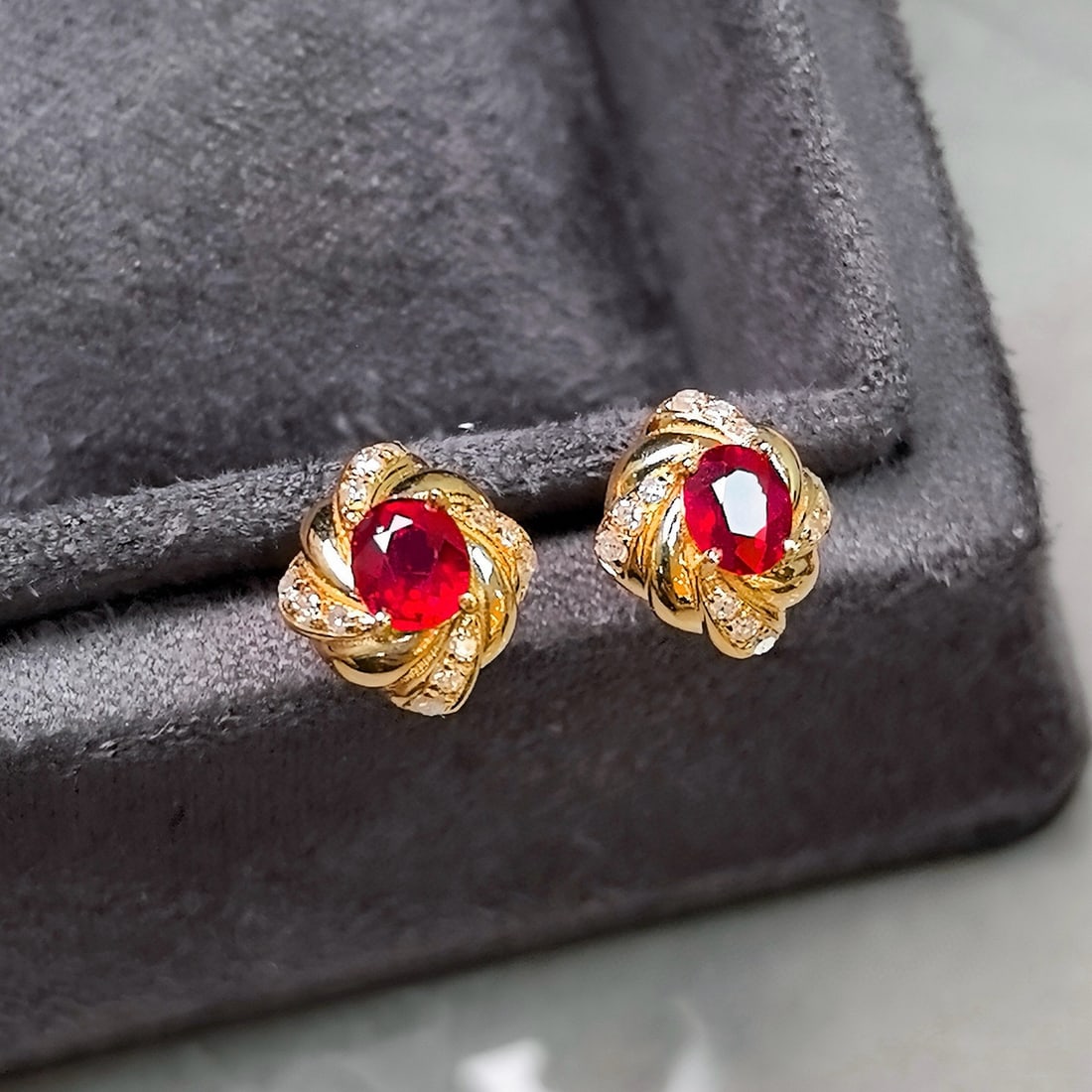 14k Gold 0.94 Ctw Natural Ruby & Diamond Earrings - 4