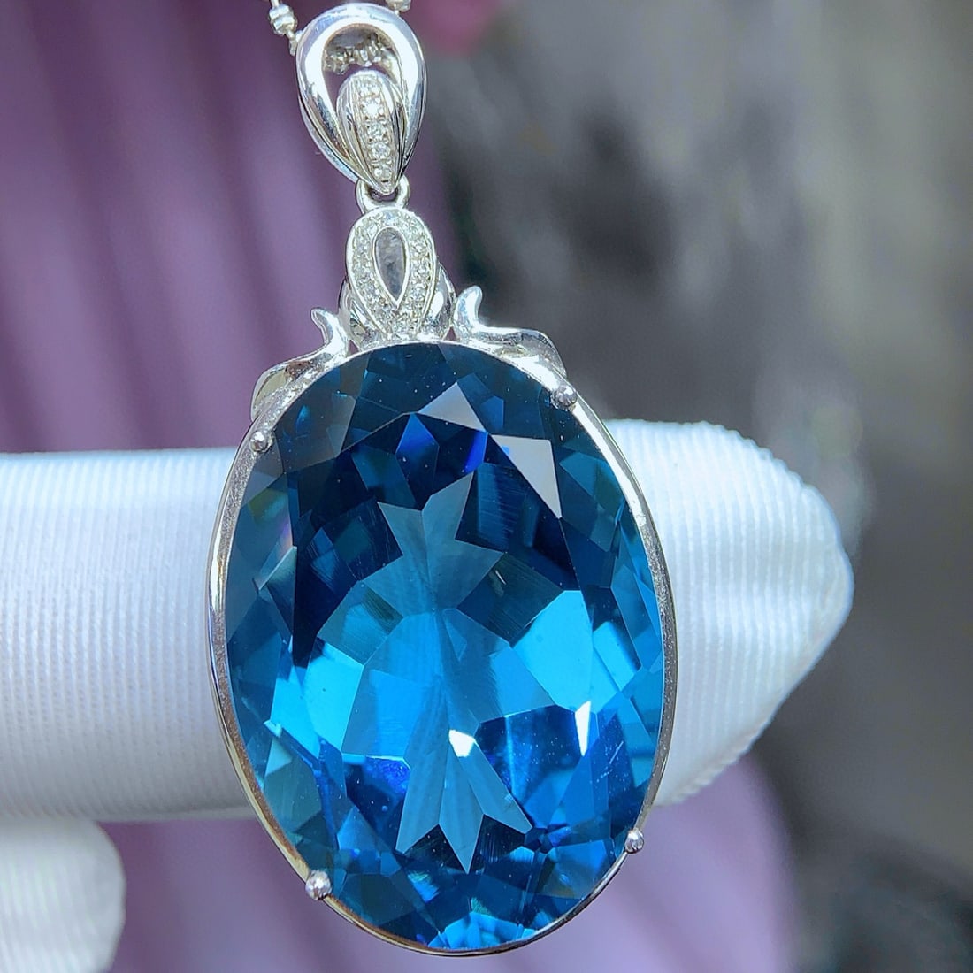 14k Gold 36.1 Ct Natural Topaz & Diamond Pendant( Without Chain ) - 4