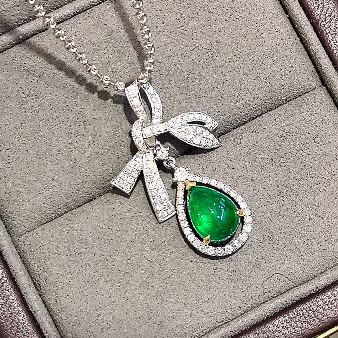 14k Gold 2.45 Ctw Vivid Green Natural Emerald & Diamond Pendant( Without Chain ) - 4