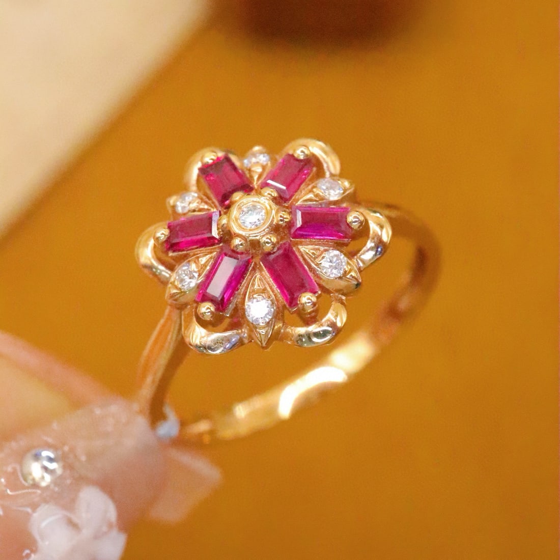14k Gold 0.30 Ctw Natural Ruby & Diamond Ring - 3