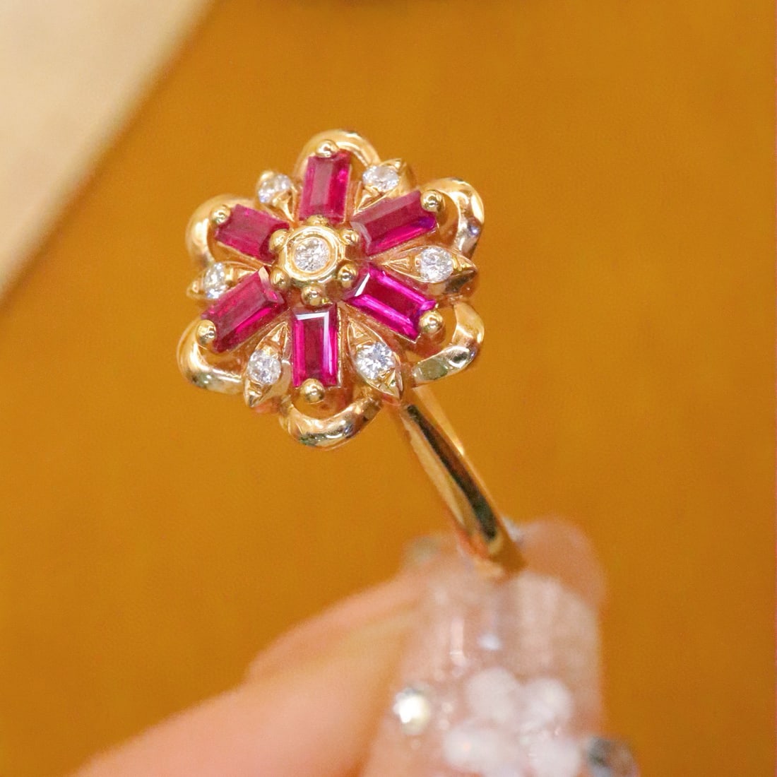 14k Gold 0.30 Ctw Natural Ruby & Diamond Ring - 4
