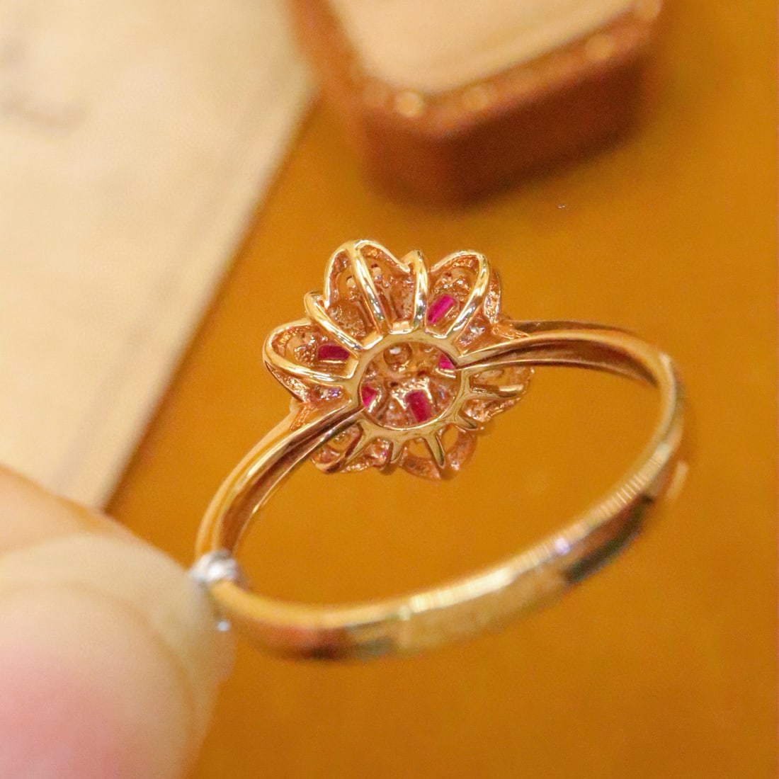 14k Gold 0.30 Ctw Natural Ruby & Diamond Ring - 5