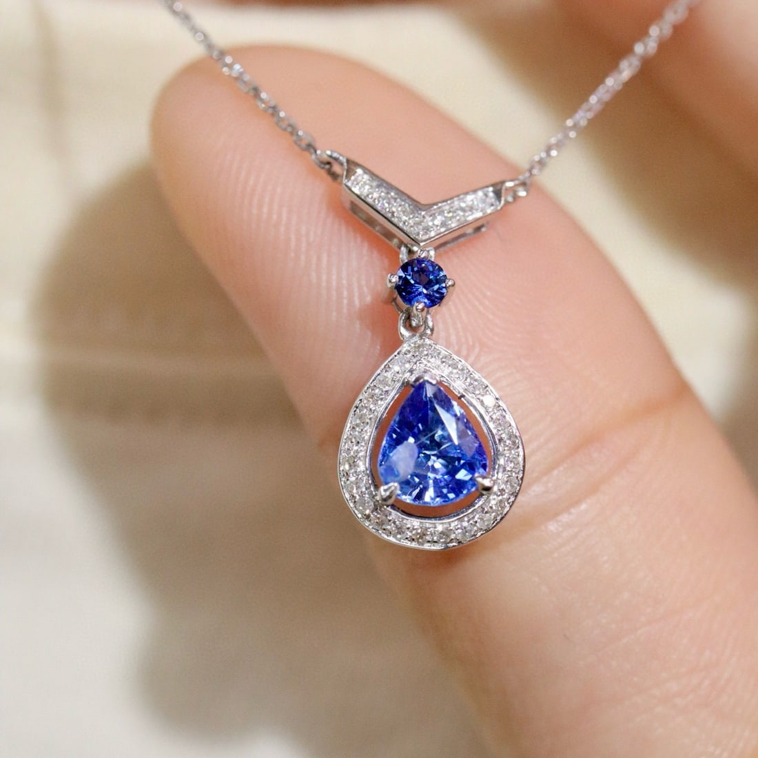 14k Gold 0.92 Ctw Natural Sapphire & Diamond Necklace - 6