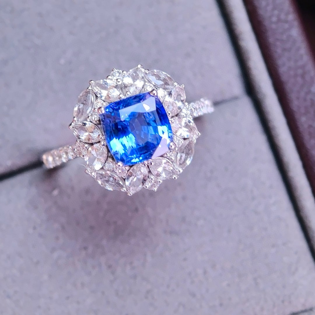 14k Gold 1.83 Ctw Natural Sapphire & Diamond Ring - 2