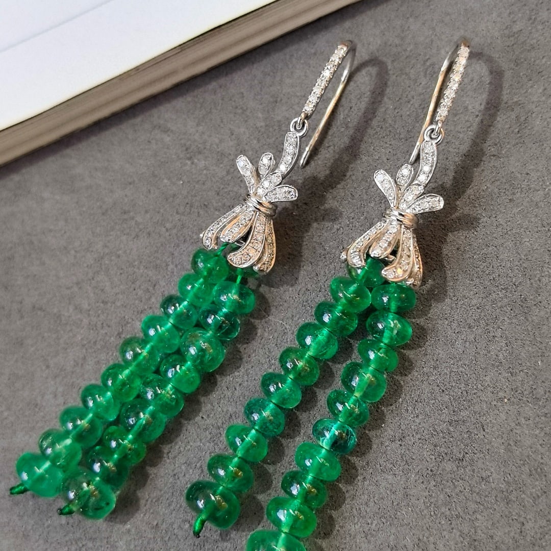 14k Gold 32.48 Ctw Vivid Green Natural Emerald & Diamond Earrings: Ref:230998345 // gold content:14k gold // main gemstone:emerald // shape:bead // carat weight:32ct // color:vivid green // treatment:natural // // adjacent gemstone 2 : diamond // shape:round // carat