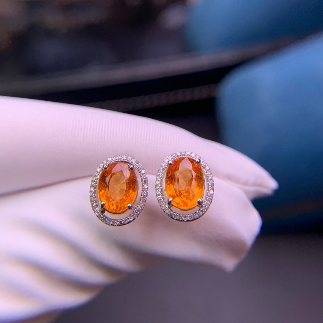14k Gold 3.8 Ct Natural Spessartine & Diamond Earrings - 3