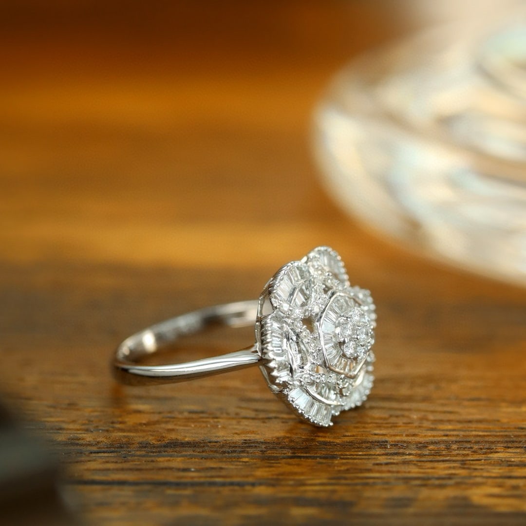 14k Gold 0.70 Ct Natural H Diamond Ring - 6
