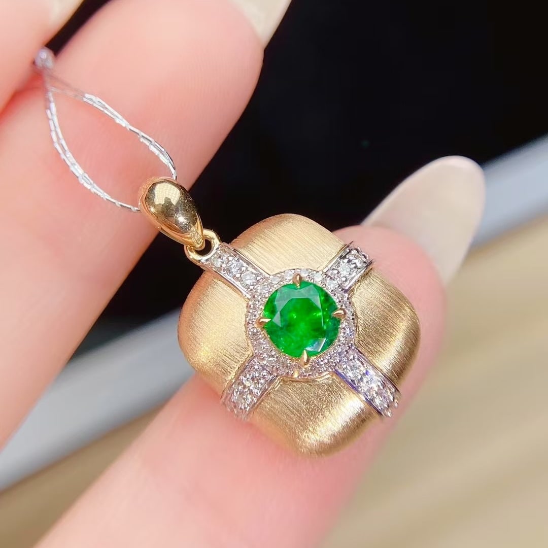 14k Gold 0.58 Ctw Vivid Green Natural Sapphire & Diamond Pendant( Without Chain ) - 3